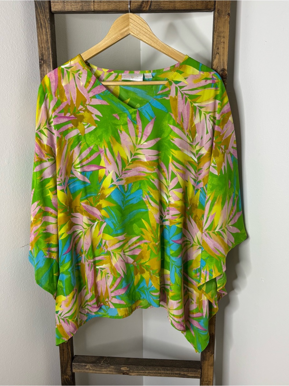 Belle by Kim Gravel Vibrant Tropical Leaf Print Poncho Top Size S